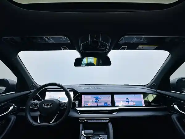 Geely Xingyue L 2024