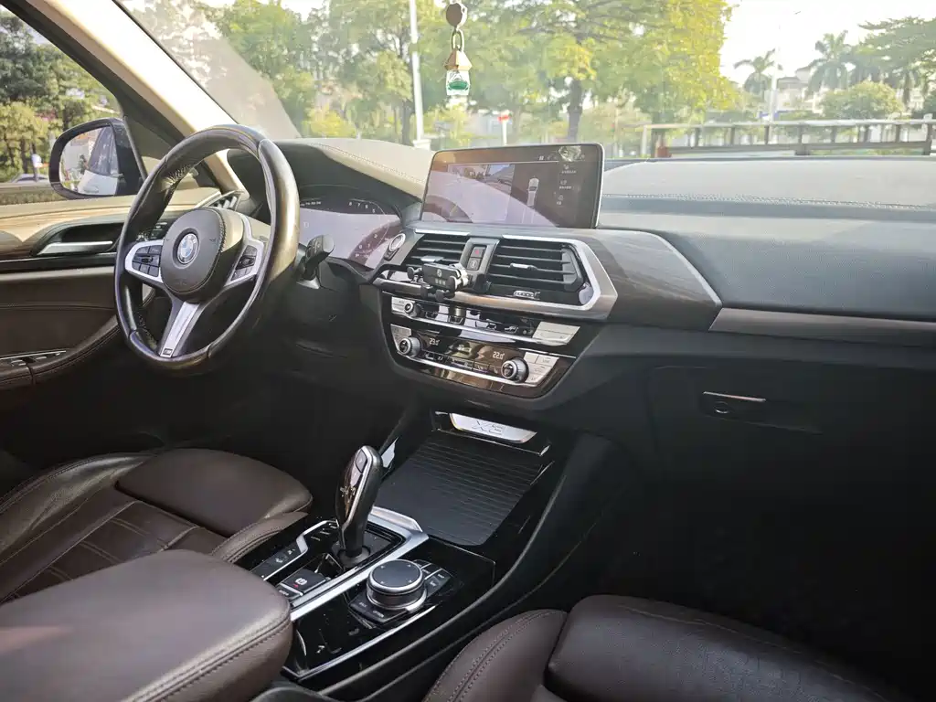 BMW X3 2020 — фото 10