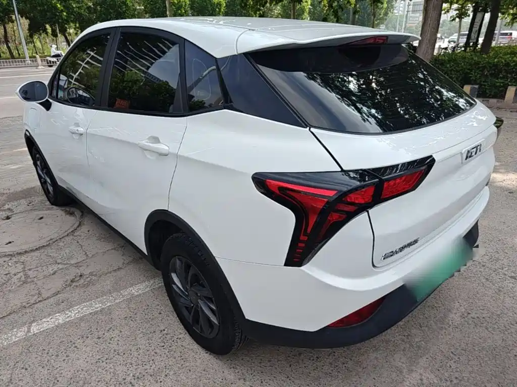 Neta V 2021