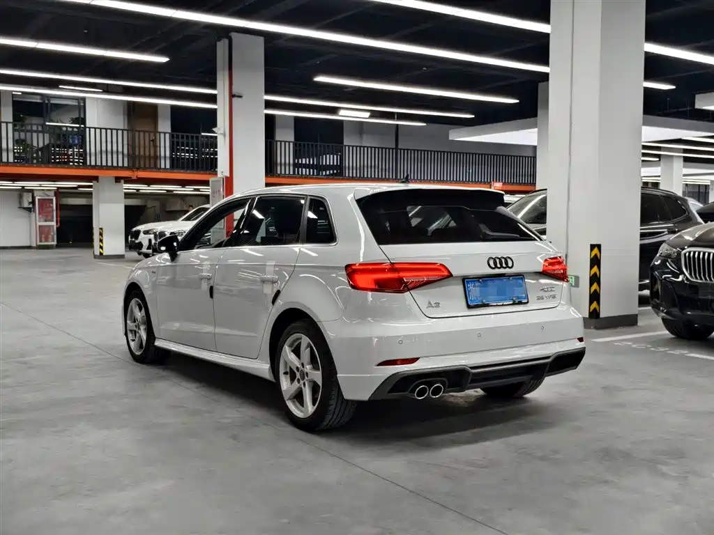 Audi A3 2019 — фото 14