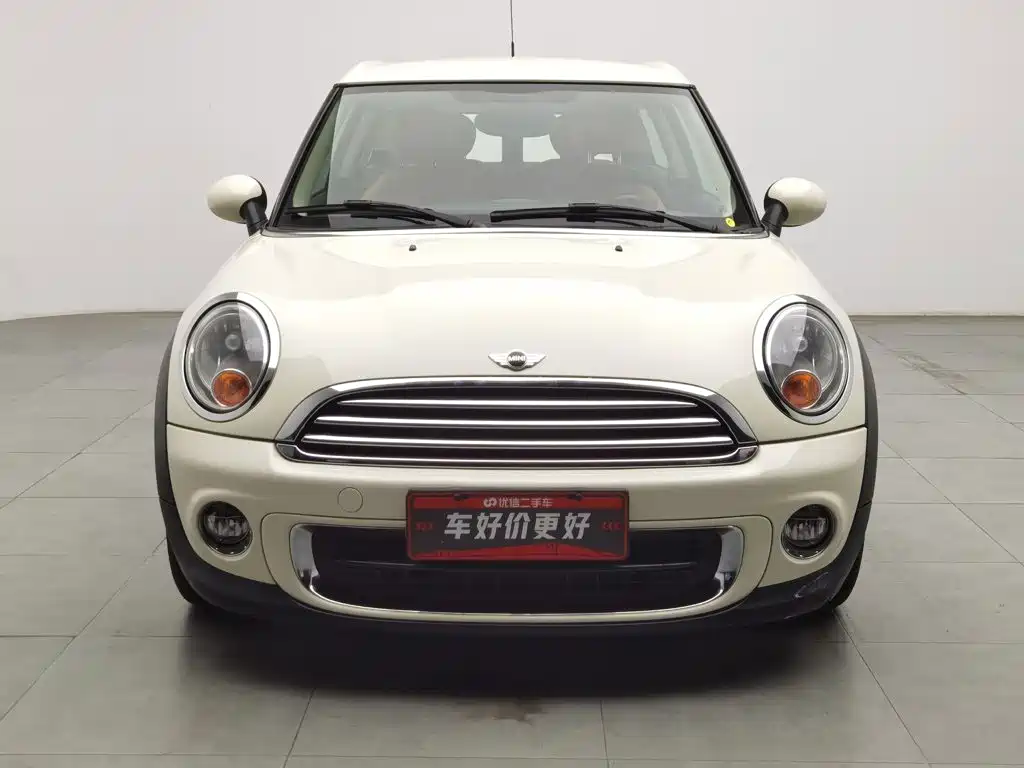 MINI Clubman 2013