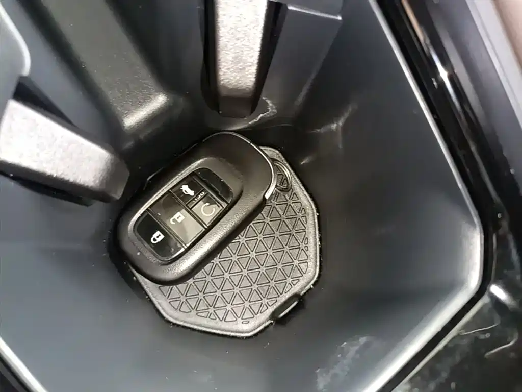 Honda Inspire 2023 — фото 9