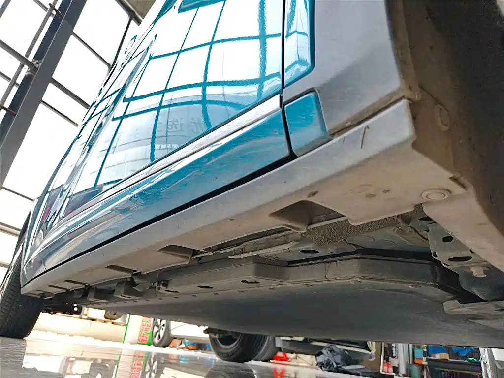 BYD Dolphin 2022 — фото 21