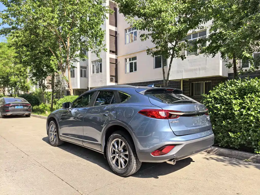 Mazda CX-4 2019 — фото 10