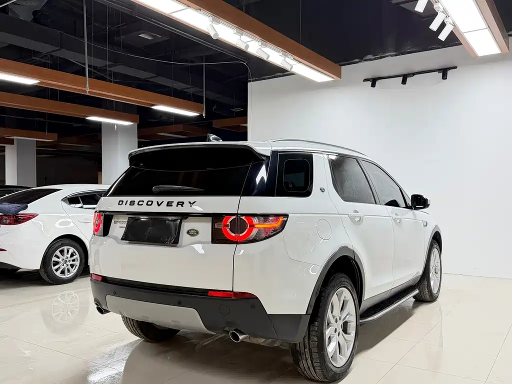 Land Rover Discovery Sport 2019 — фото 5