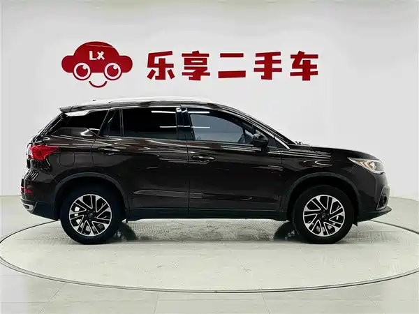 GAC Trumpchi GS4 2015