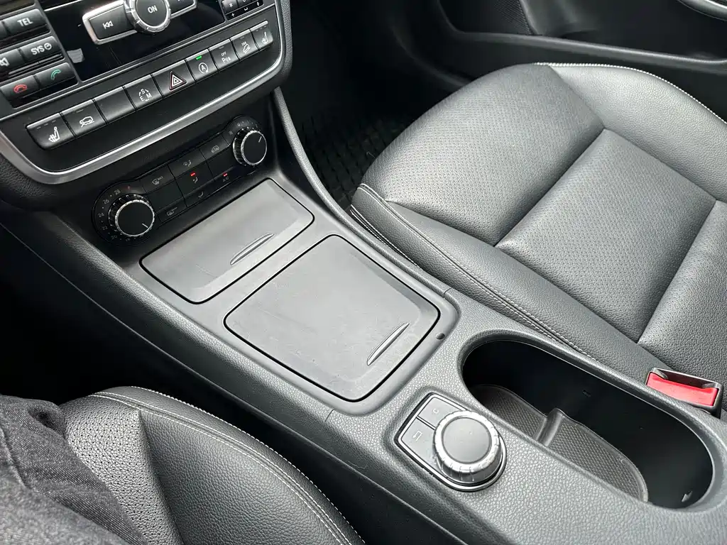 Mercedes-Benz GLA 2015 — фото 14