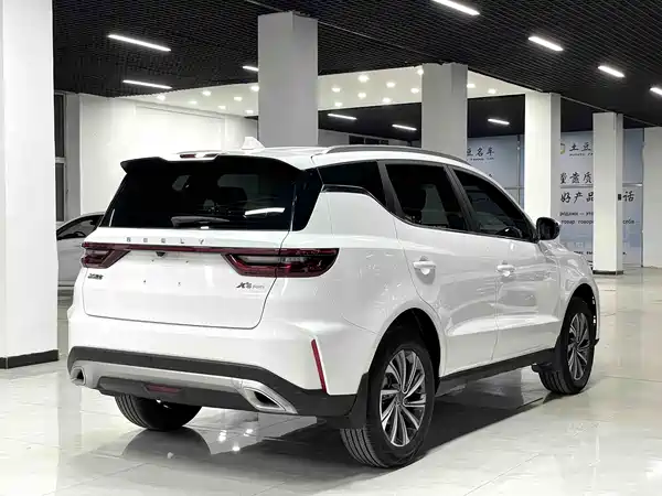 Geely Vision X6 2022