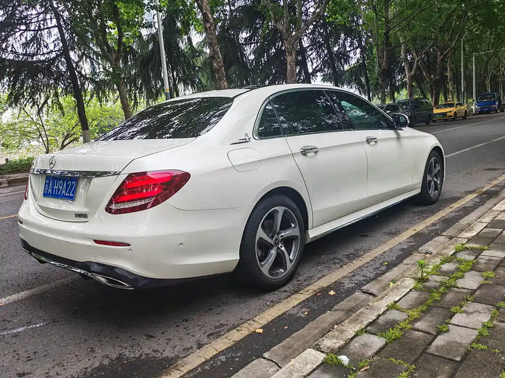 Mercedes-Benz E-Class 2019 — фото 5