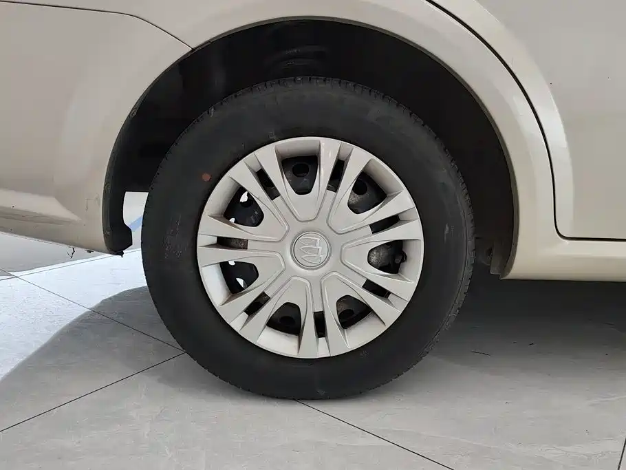 Buick Excelle 2013