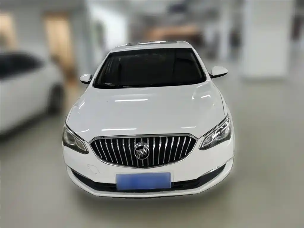 Buick Excelle 2016 — фото 5