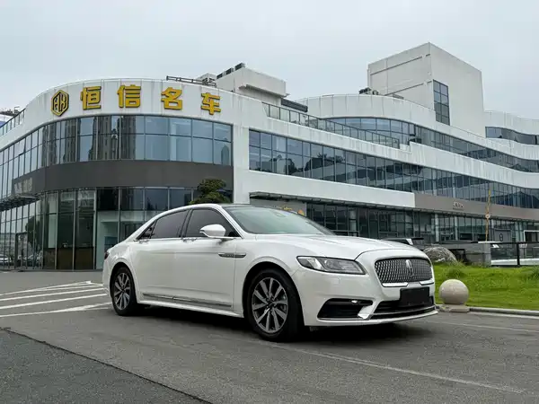 Lincoln Continental 2018