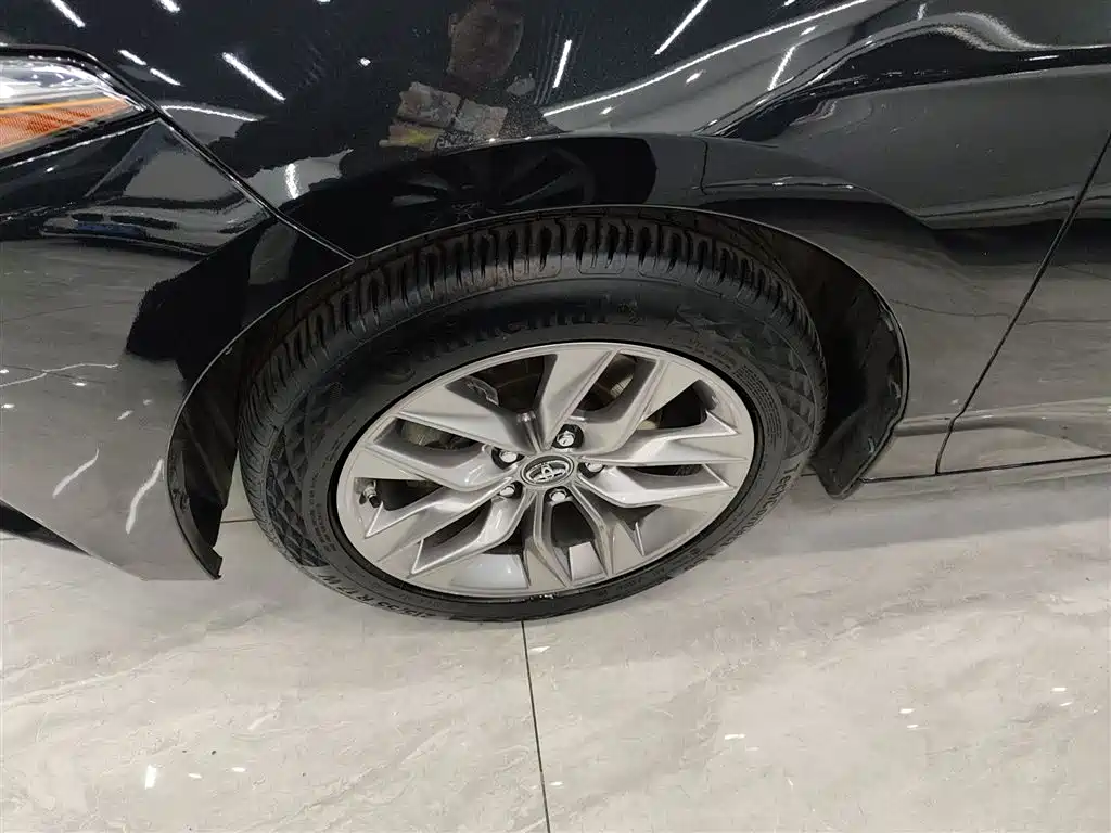 Toyota Avalon 2021 — фото 23