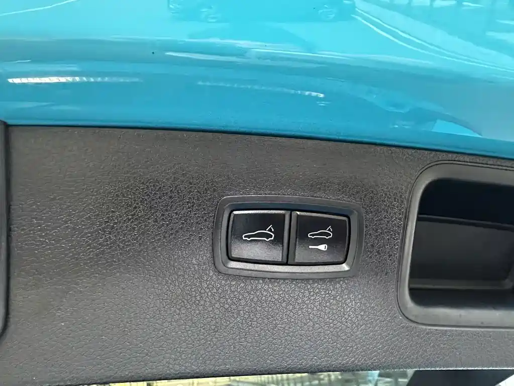 Porsche Macan 2019 — фото 10