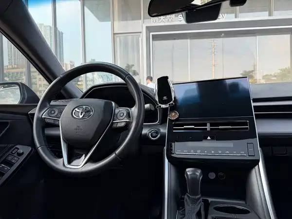 Toyota Avalon 2022