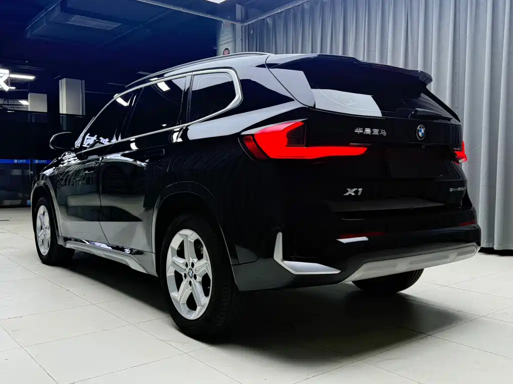 BMW X1 2023 — фото 8