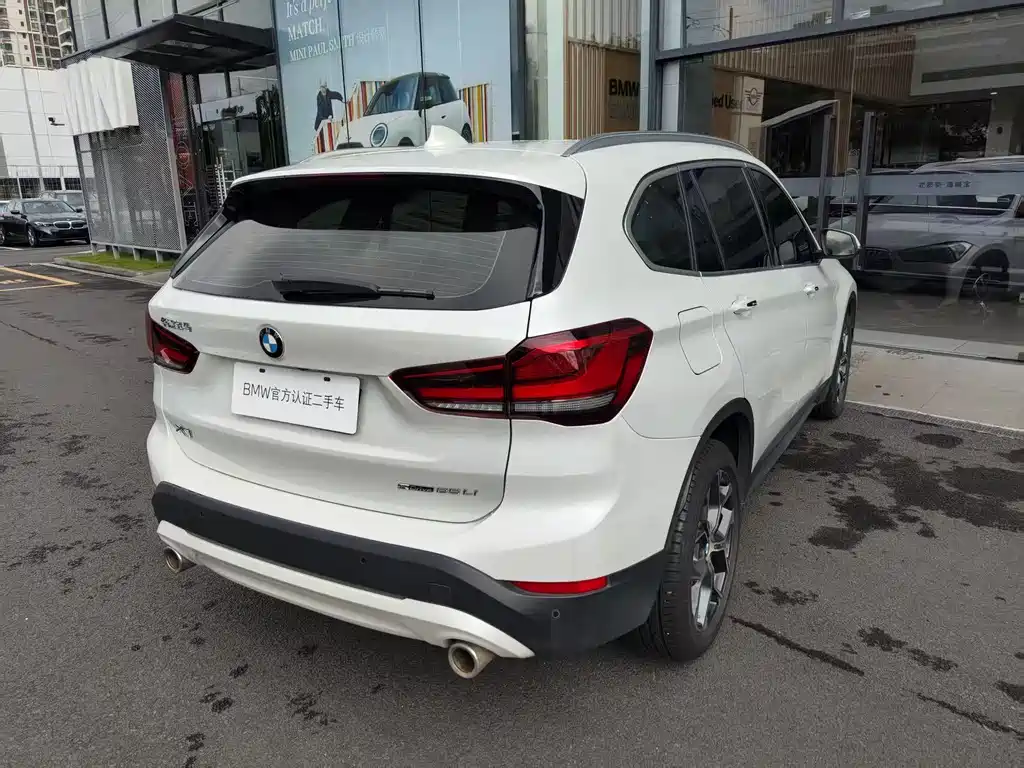 BMW X1 2022 — фото 11