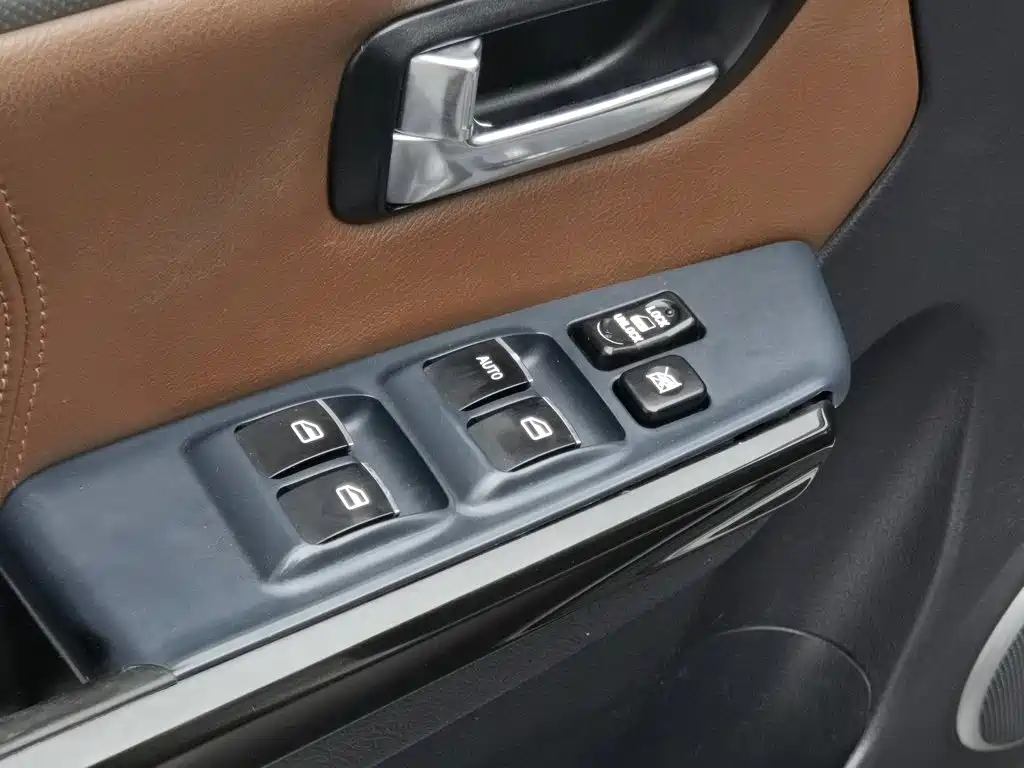 Haval H5 Classic 2016 — фото 9