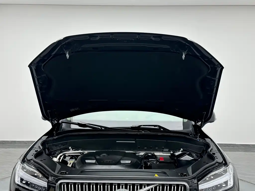 Volvo XC90 2016 — фото 28