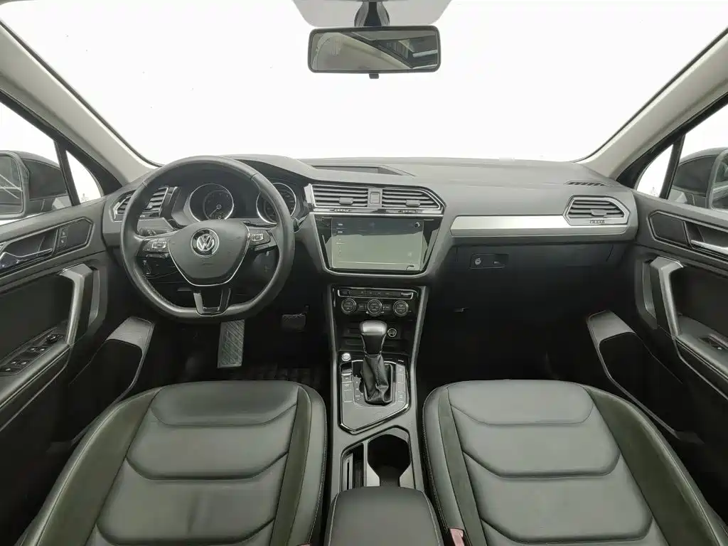 Volkswagen Tiguan L 2020