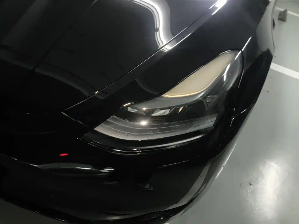 Tesla Model Y 2023 — фото 18