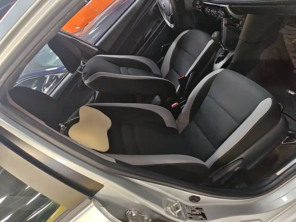 Toyota Yaris L 2020 — фото 25