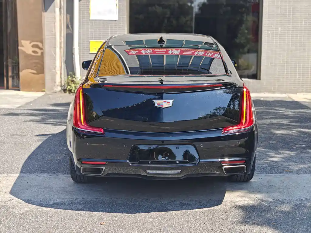 Cadillac XTS 2017 — фото 3