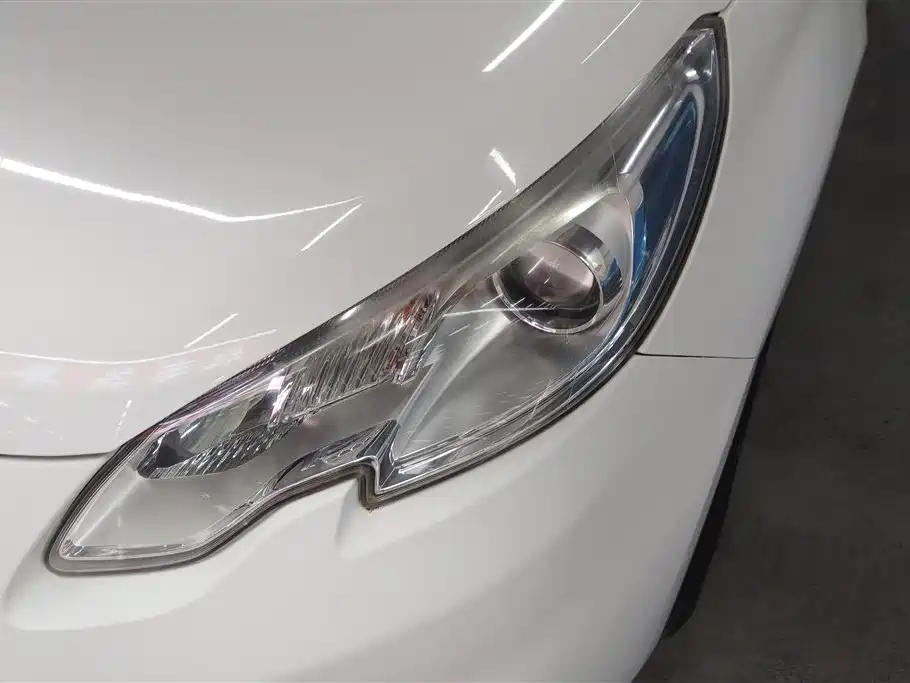 Peugeot 2008 2015