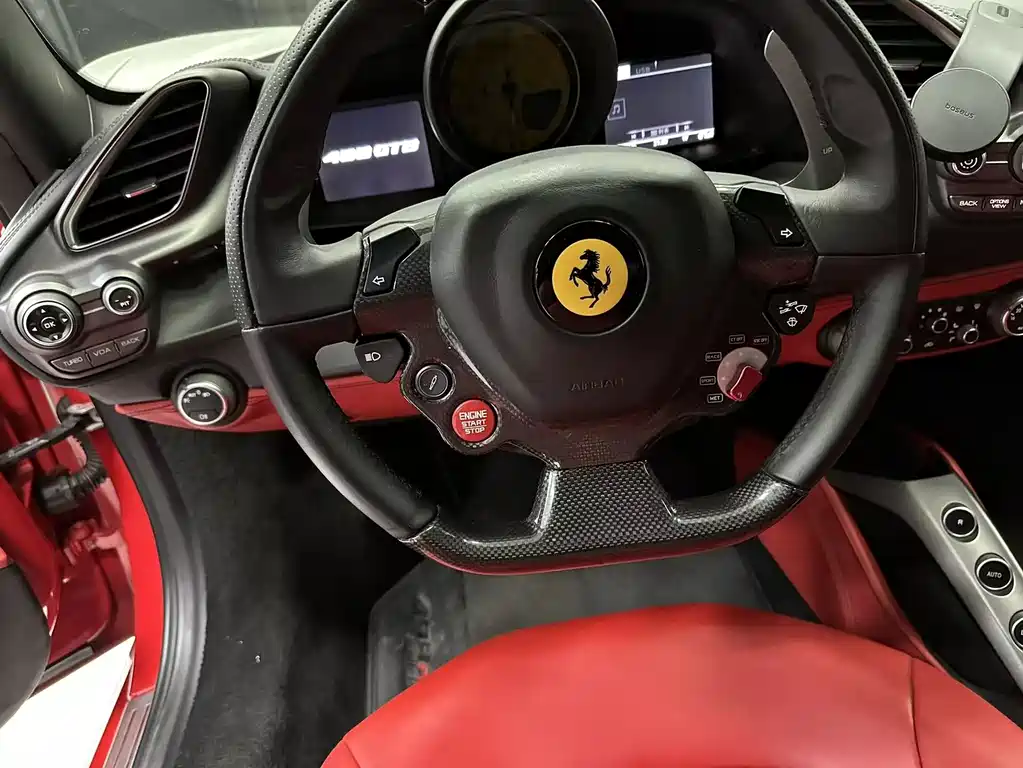 Ferrari 488 2018 — фото 10
