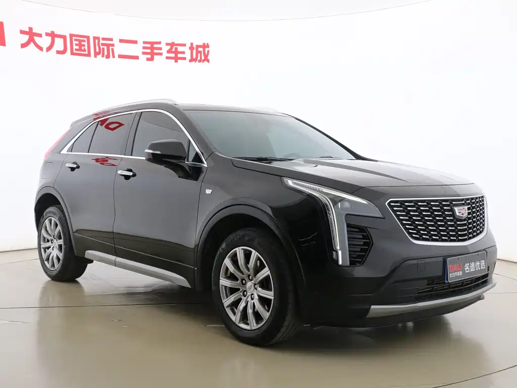 Cadillac XT4 2022 — фото 3