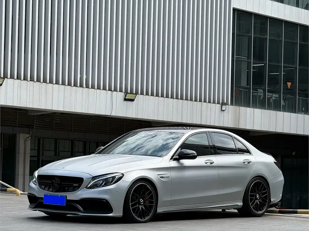 Mercedes-Benz C-Class AMG 2018 — фото 11