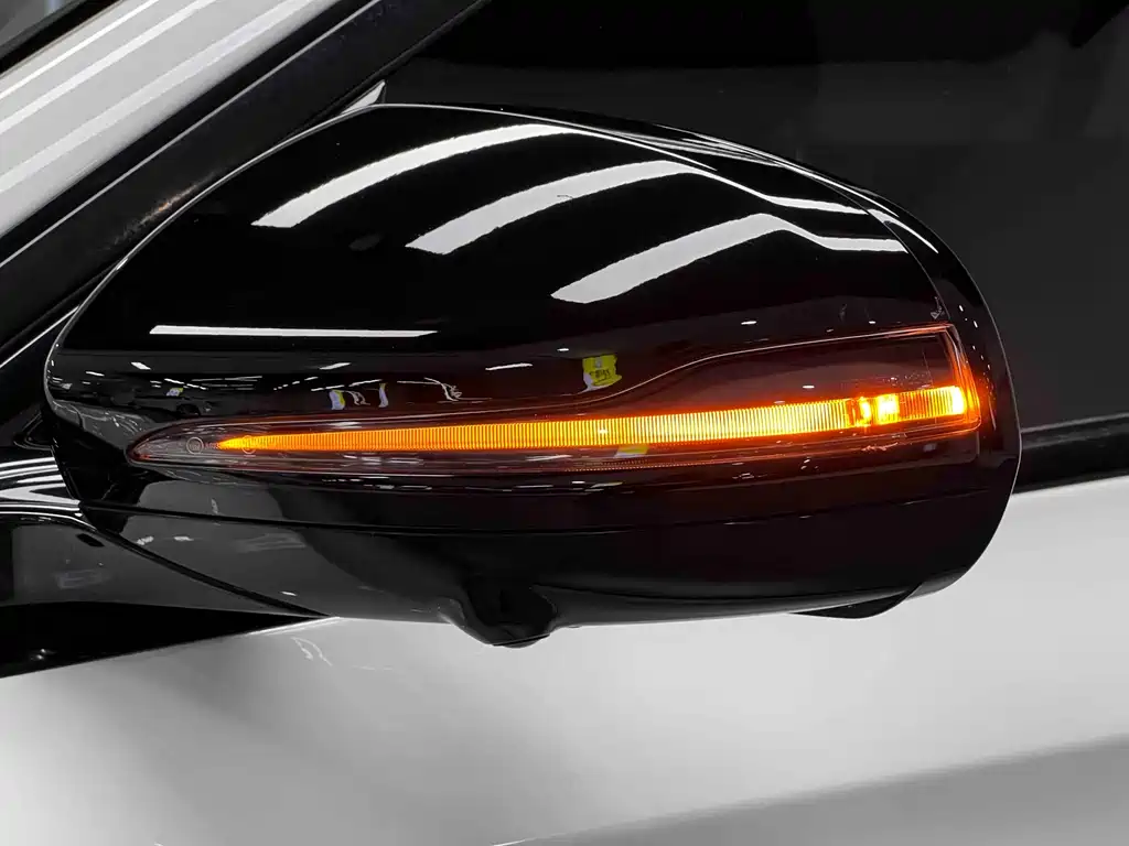 Mercedes-Benz E-Class 2020 — фото 10