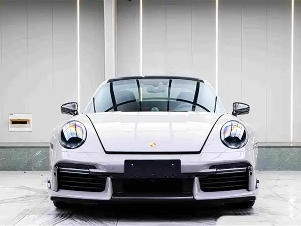Porsche 911 2023