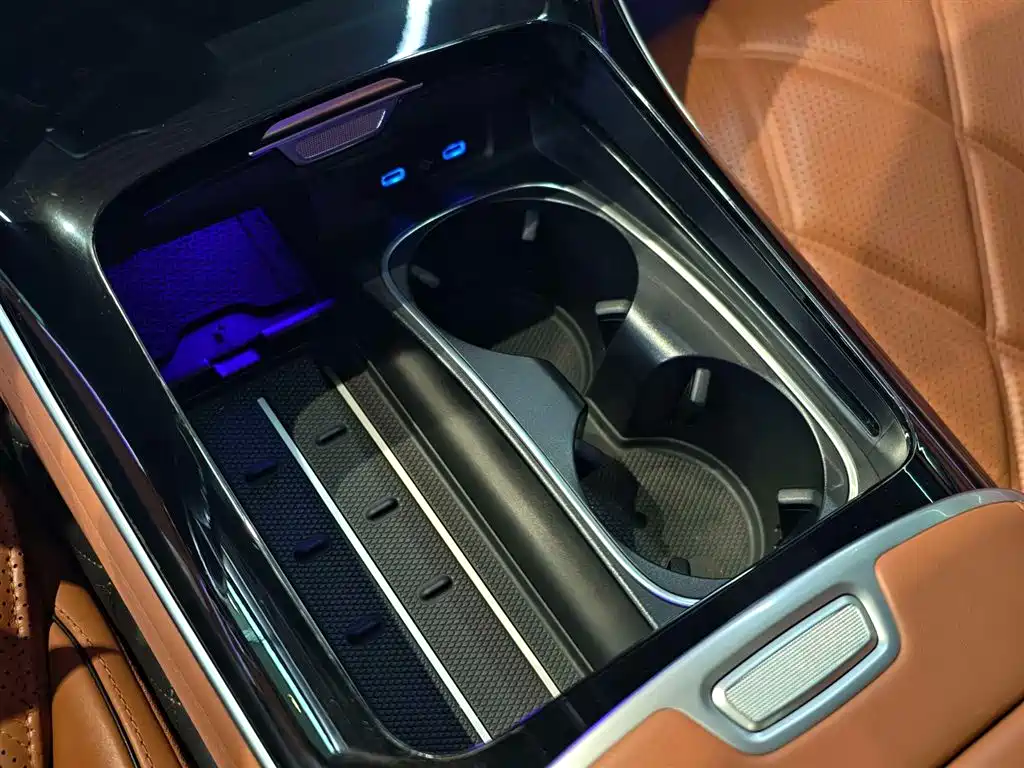 Mercedes-Benz S-Class 2024 — фото 18