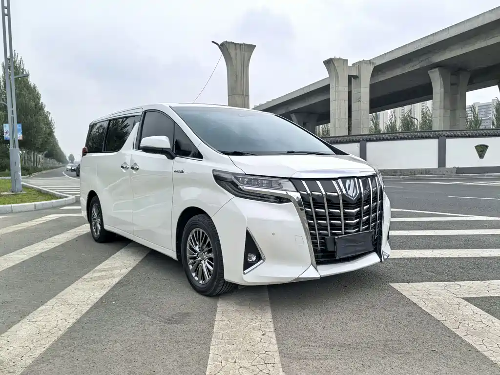 Toyota Alphard 2020