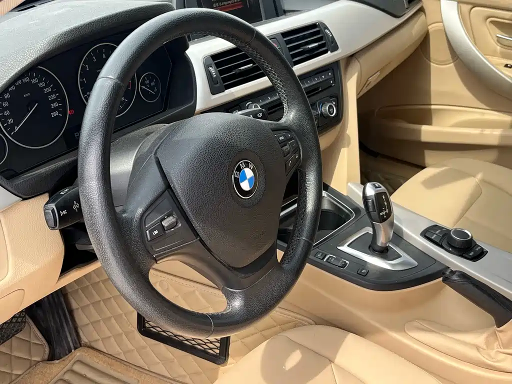 BMW 3 Series 2015