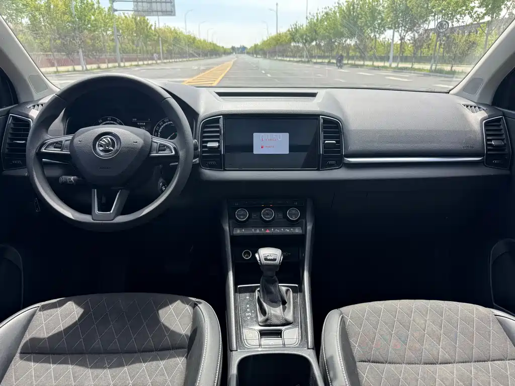 Skoda Karoq 2021 — фото 16