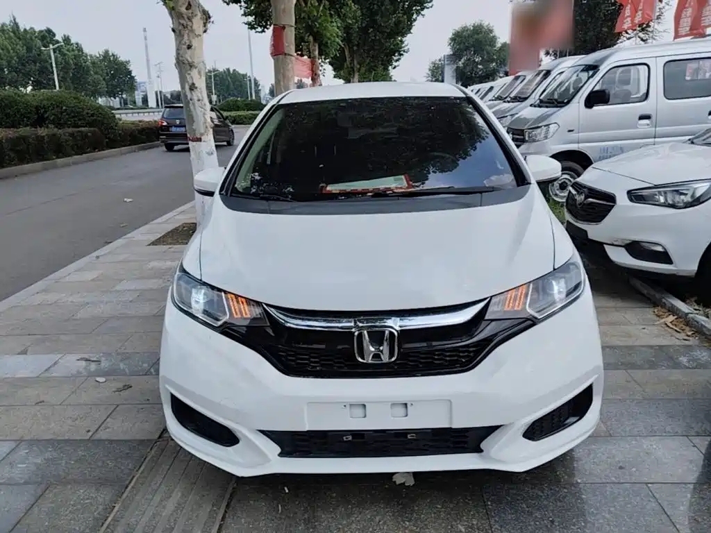 Honda Fit 2018 — фото 3
