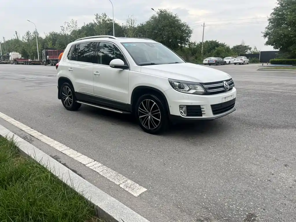 Volkswagen Tiguan 2015 — фото 14