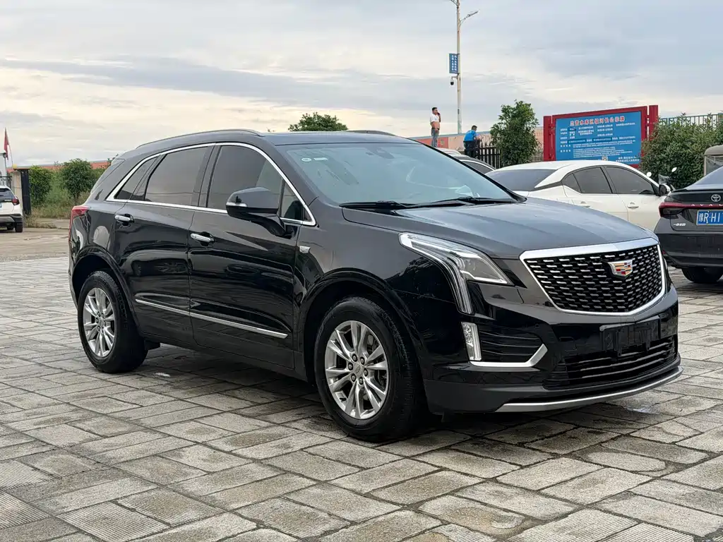 Cadillac XT5 2023 — фото 3