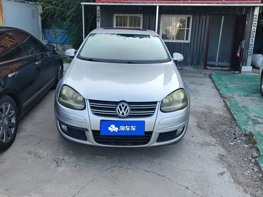 Volkswagen Sagitar 2011