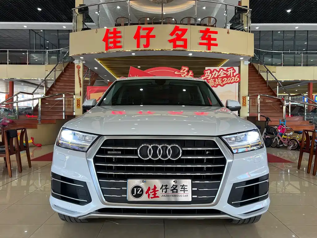 Audi Q7 2018 — фото 2