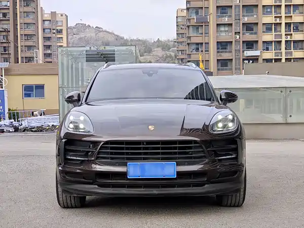 Porsche Macan 2020