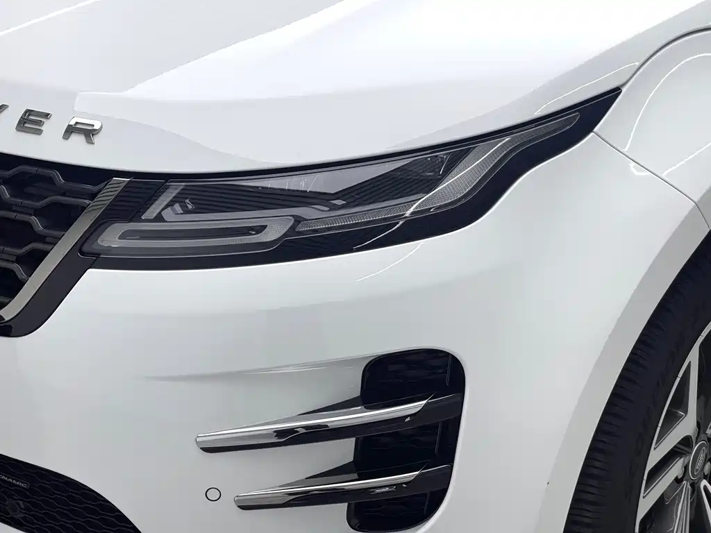 Land Rover Evoque 2024 — фото 18