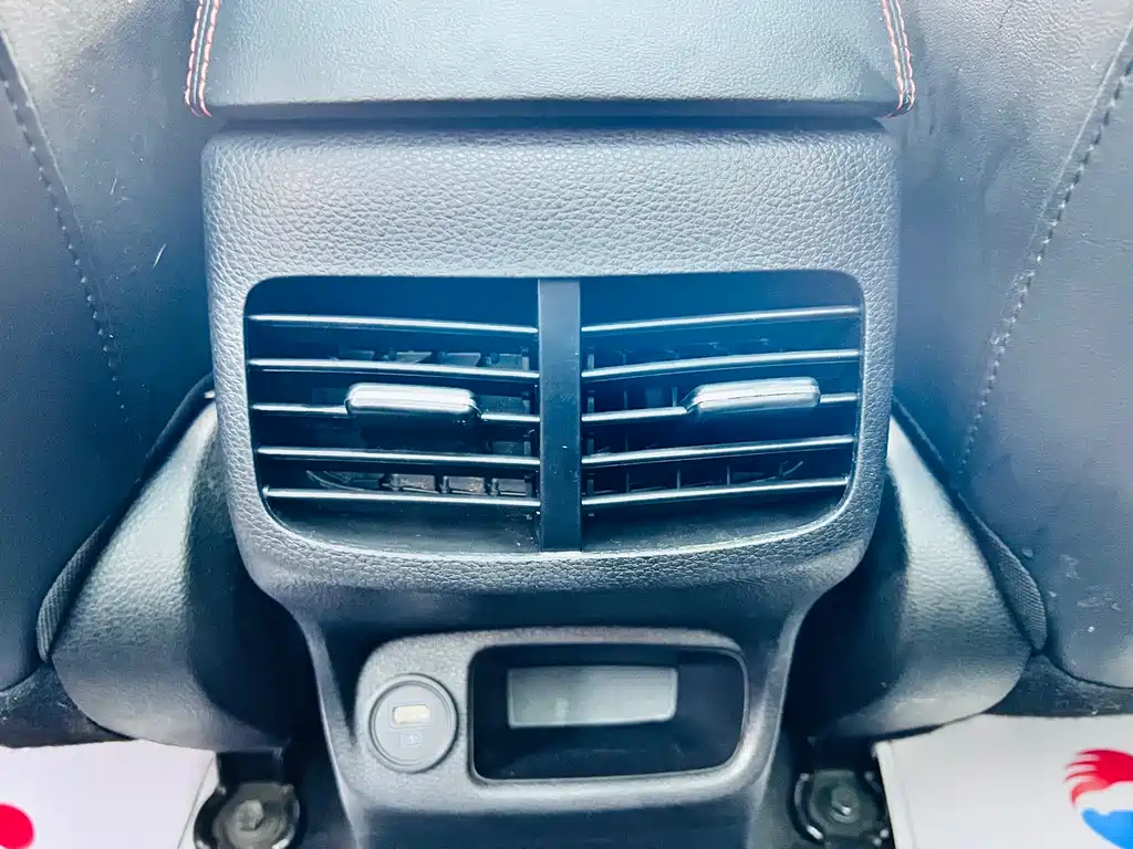 Kia KX3 2022 — фото 19