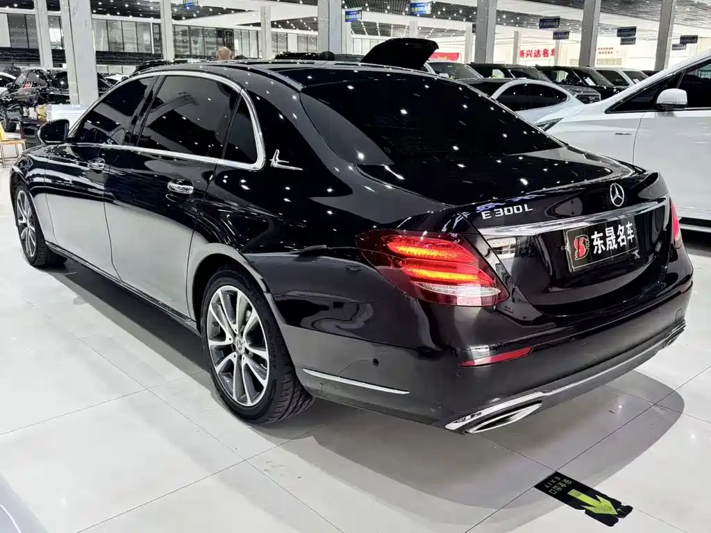 Mercedes-Benz E-Class 2020 — фото 7