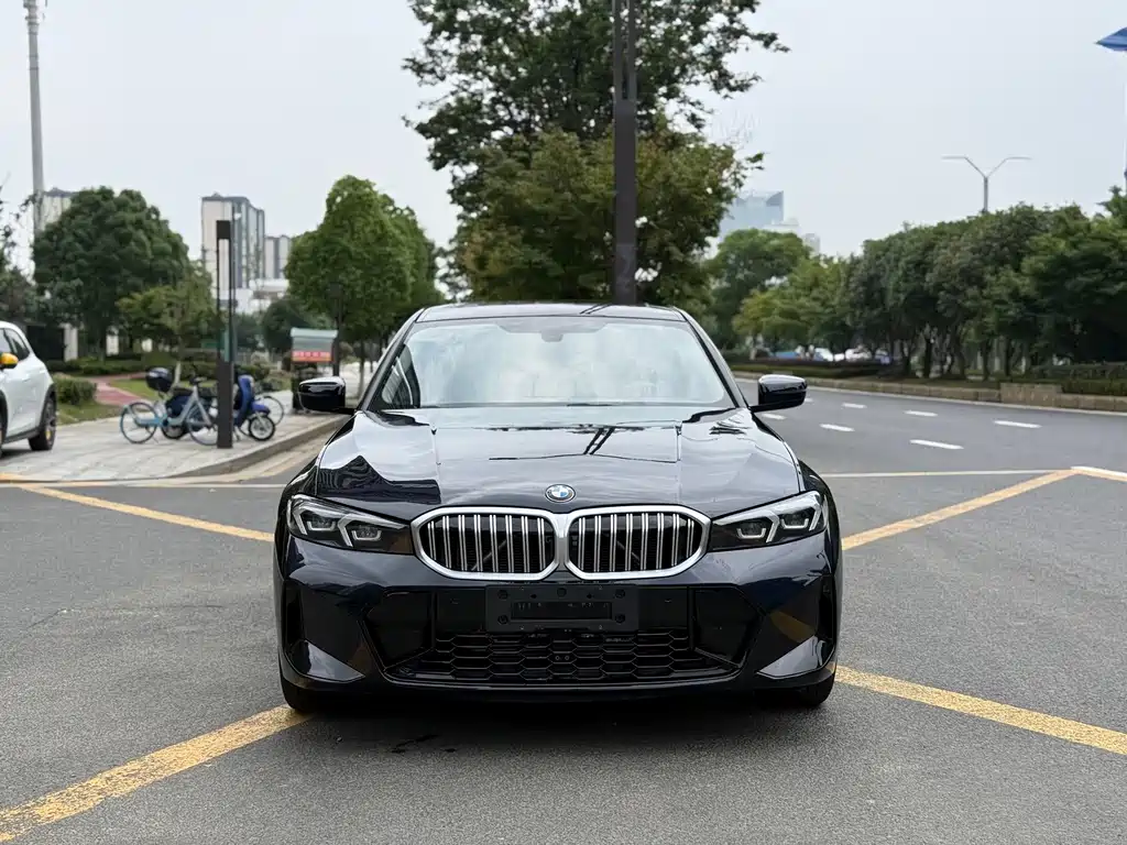 BMW 3 Series 2024