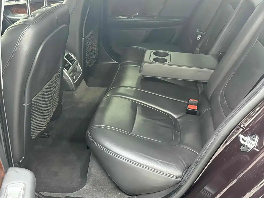Jaguar XF 2014 — фото 12