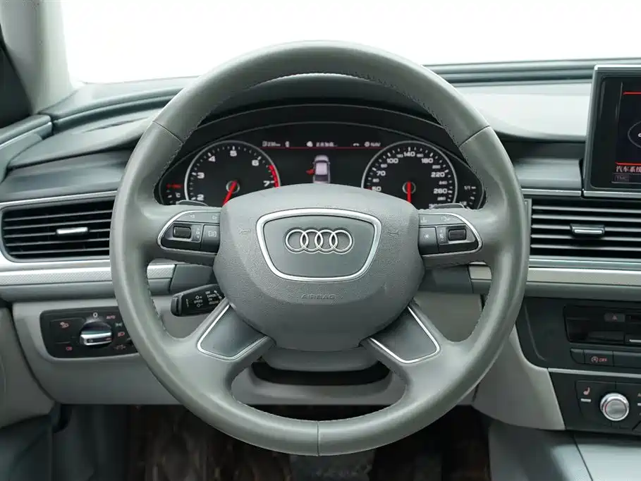 Audi A6L 2013 — фото 17