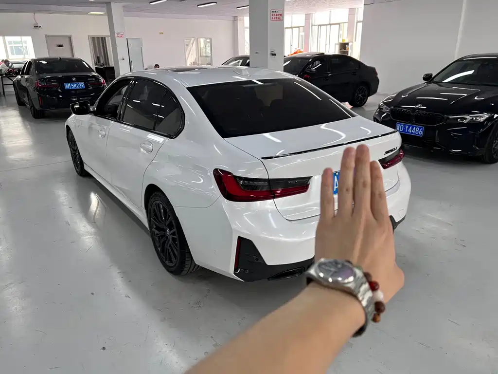 BMW 3 Series 2023